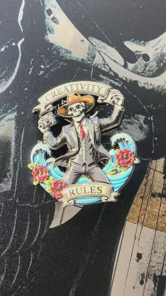 Auron Stormveil-Anstecknadel